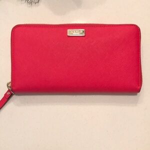 Like new Kate spade zip wallet pink